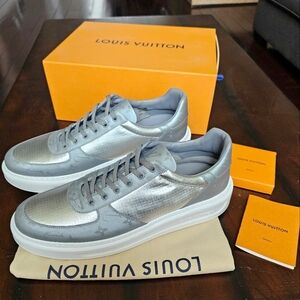 Louis Vuitton Beverly Hills Monogram Satellite shoes